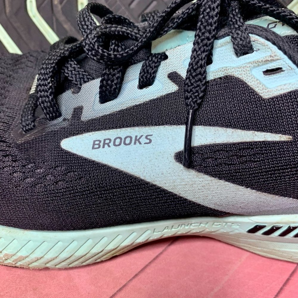 Womens Brooks Launch Gts 8 Black Running Shoes Size 9… Gem